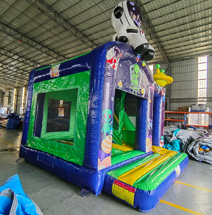 Astronaut Space Alien Inflatable Bouncy Castle - Image 4