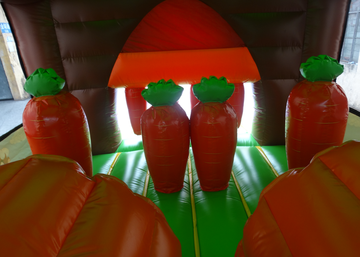 Commercial Looney Tunes Inflatable Obstacle Course - Image 6