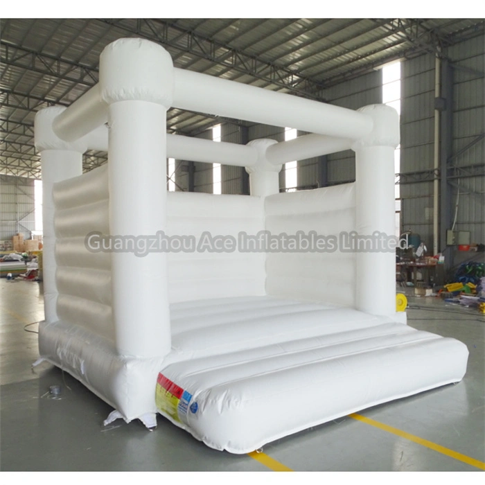 White Wedding Inflatable Bouncy Castle - Image 3